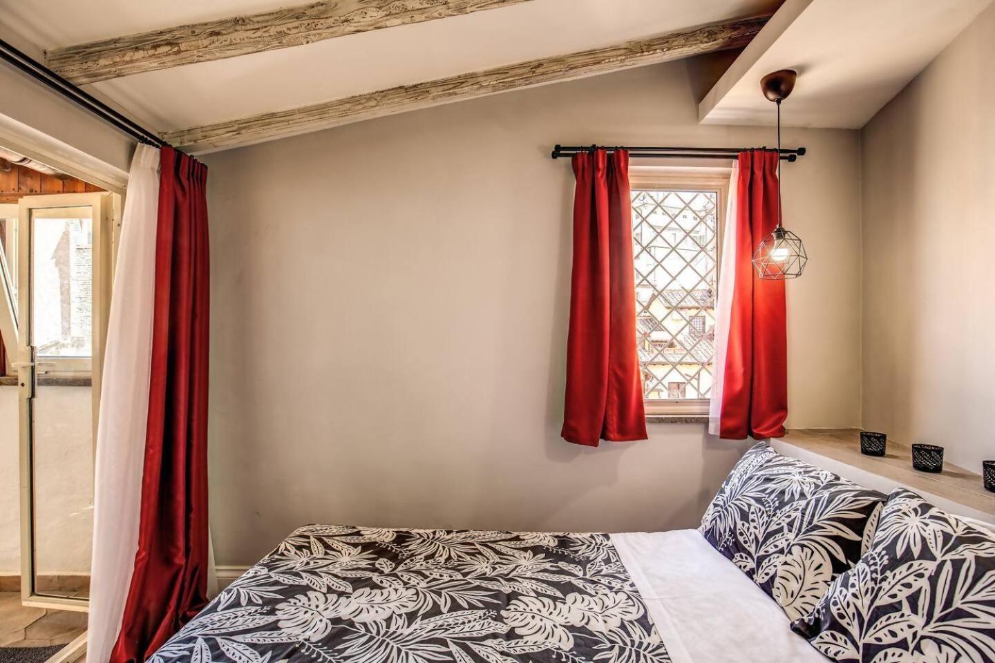 Attic With Terrace By Trevi Fountain Apartamento Roma Exterior foto