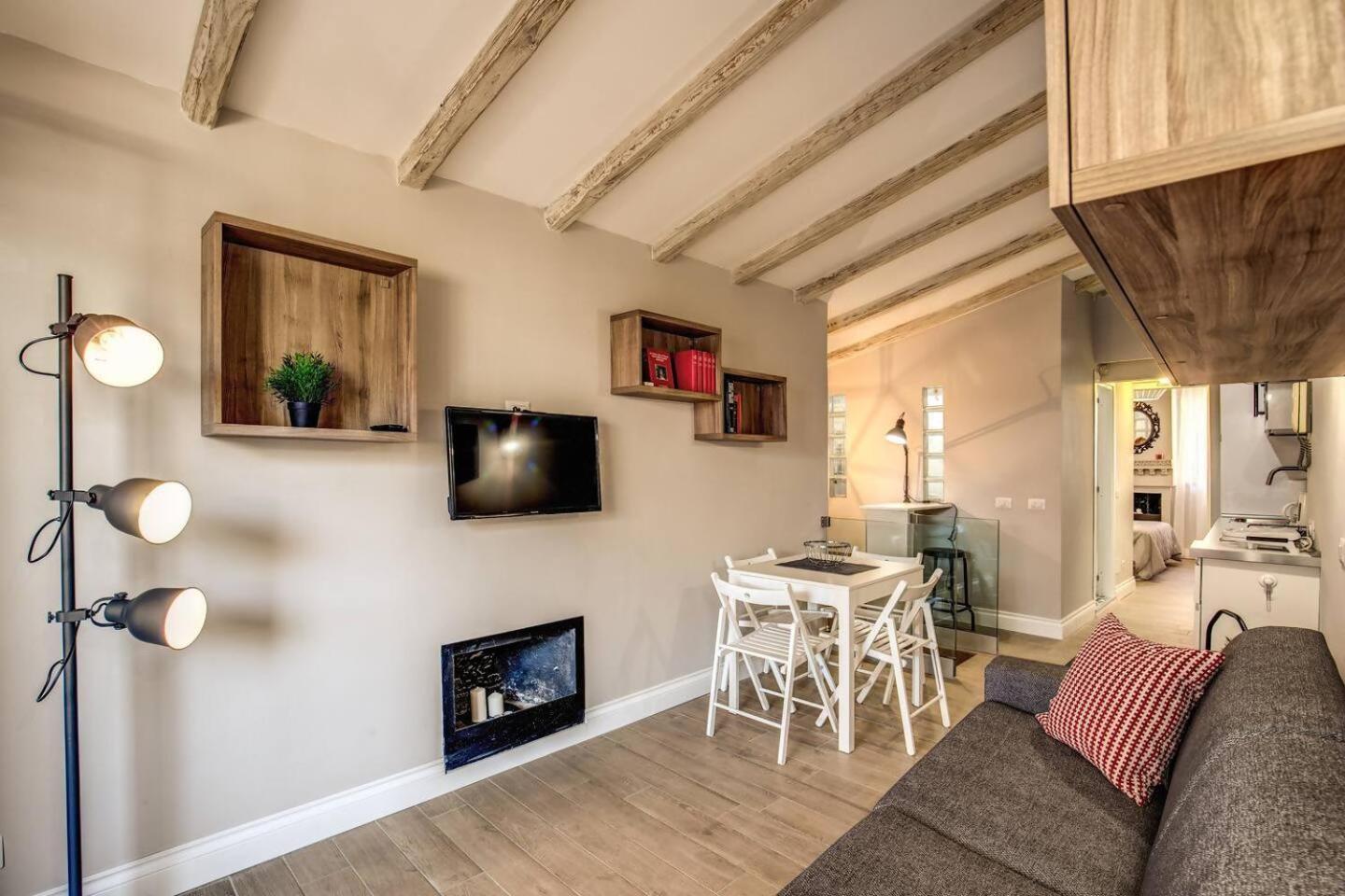 Attic With Terrace By Trevi Fountain Apartamento Roma Exterior foto