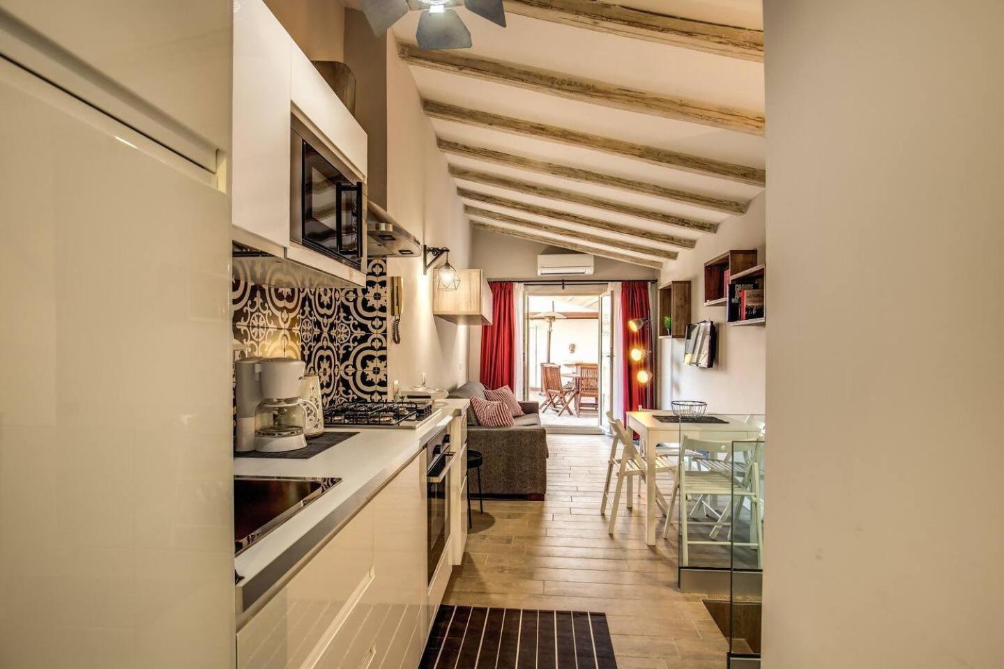 Attic With Terrace By Trevi Fountain Apartamento Roma Exterior foto