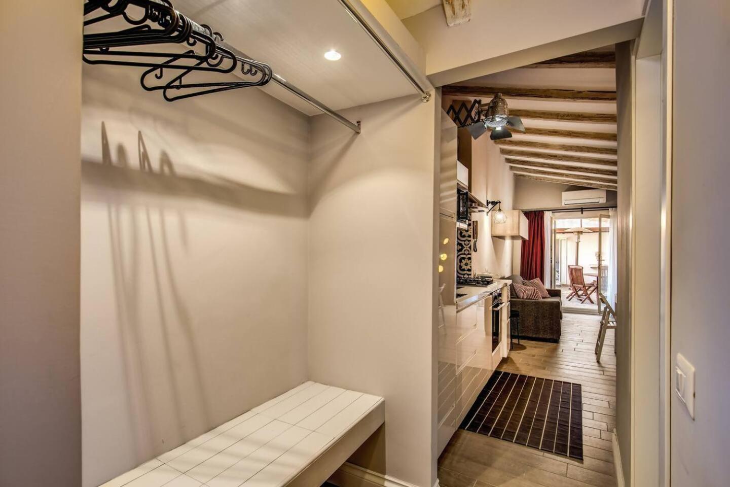 Attic With Terrace By Trevi Fountain Apartamento Roma Exterior foto